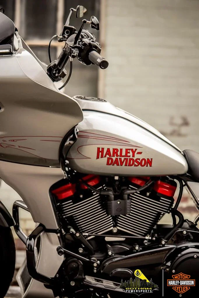 2024 HARLEY-DAVIDSON ROAD GLIDE CUSTOM ST REPLICA