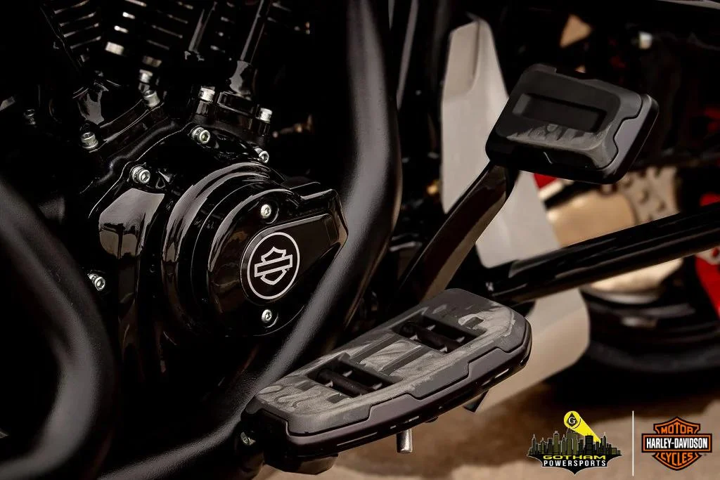 2024 HARLEY-DAVIDSON ROAD GLIDE CUSTOM ST REPLICA