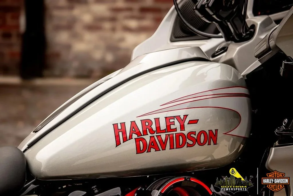 2024 HARLEY-DAVIDSON ROAD GLIDE CUSTOM ST REPLICA