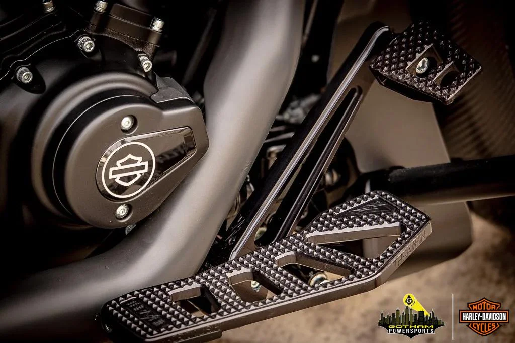 2024 HARLEY-DAVIDSON ROAD GLIDE CUSTOM HOTROD FAT TIRE BAGGER