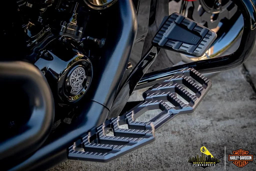 2023 HARLEY-DAVIDSON ROAD GLIDE CUSTOM HOTROD BAGGER