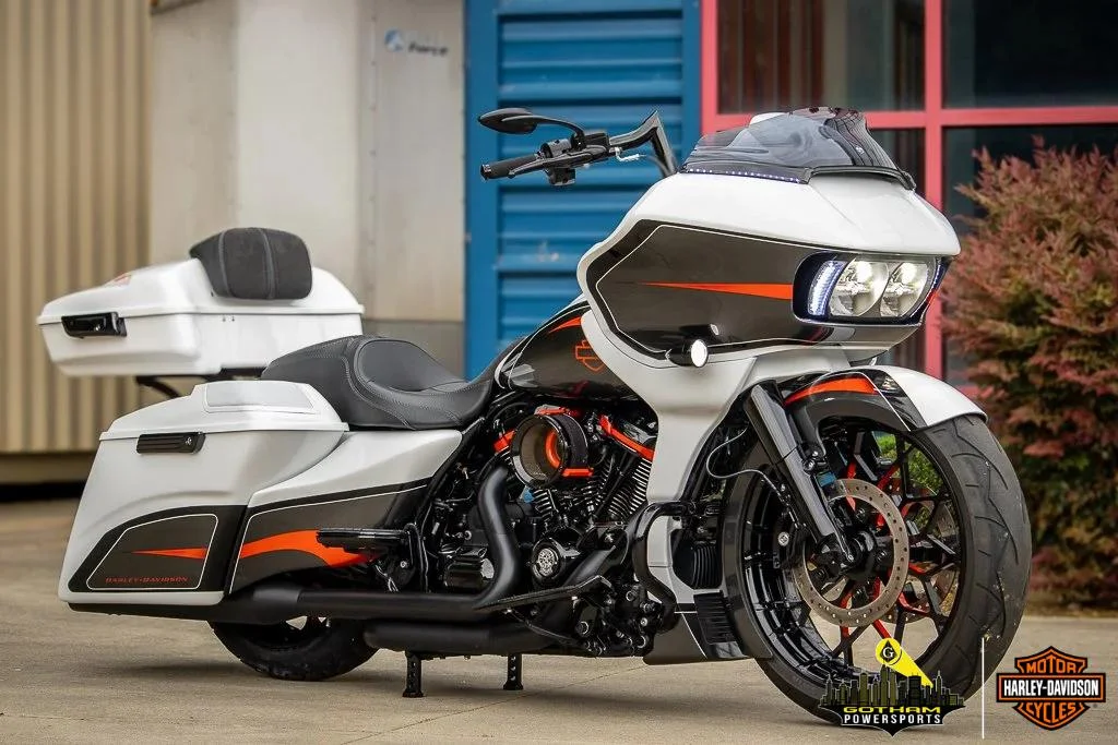 2024 HARLEY-DAVIDSON Street Glide Custom Hotrod Bagger Build alt