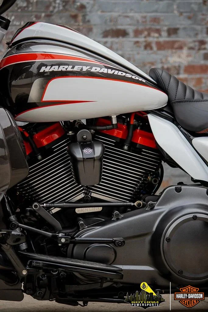 2021 HARLEY-DAVIDSON STREET GLIDE CUSTOM FAT TIRE BAGGER