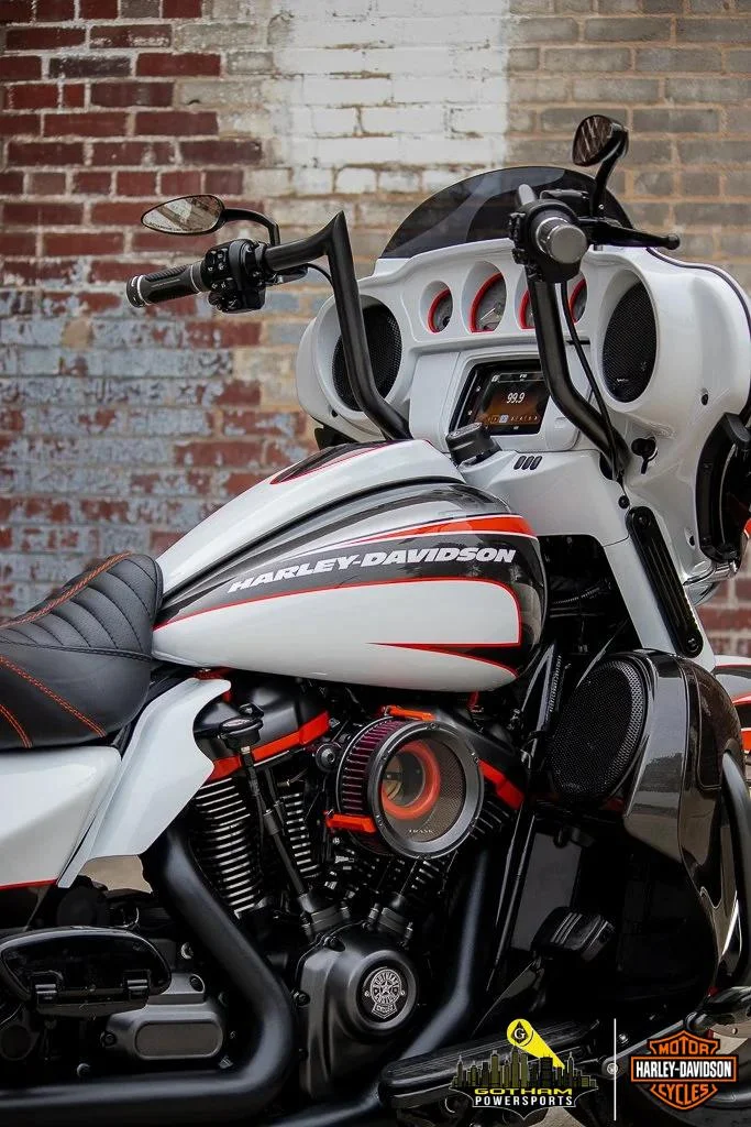 2021 HARLEY-DAVIDSON STREET GLIDE CUSTOM FAT TIRE BAGGER