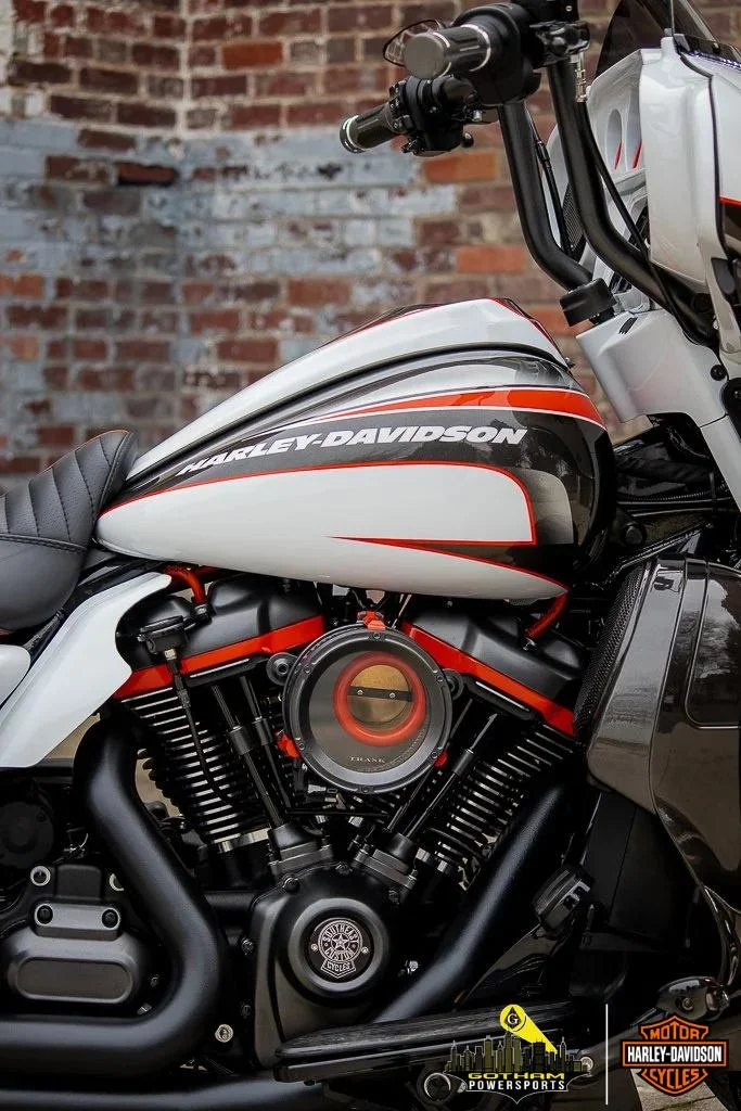 2021 HARLEY-DAVIDSON STREET GLIDE CUSTOM FAT TIRE BAGGER