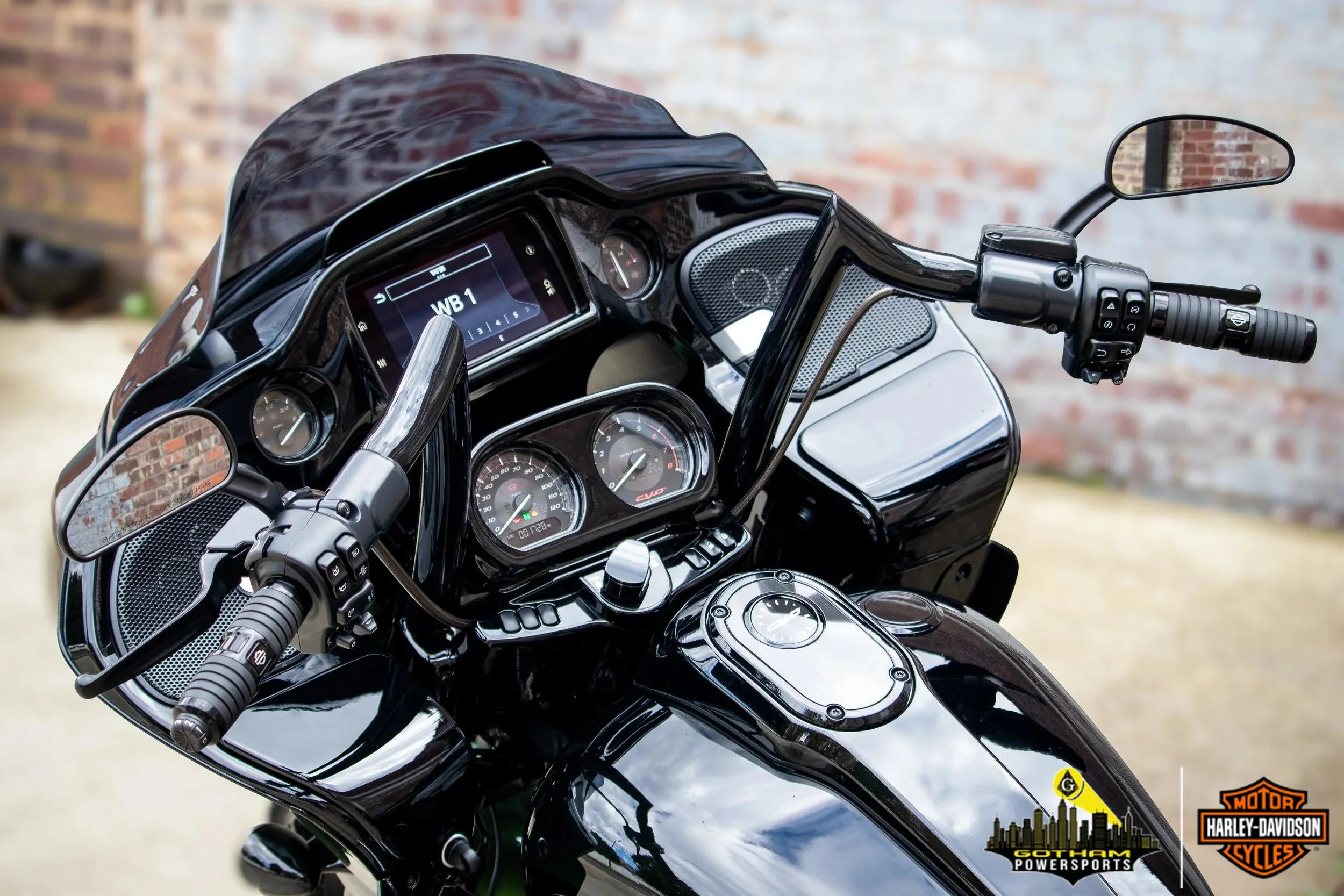 2022 HARLEY-DAVIDSON CVO ROAD GLIDE BUILT 131