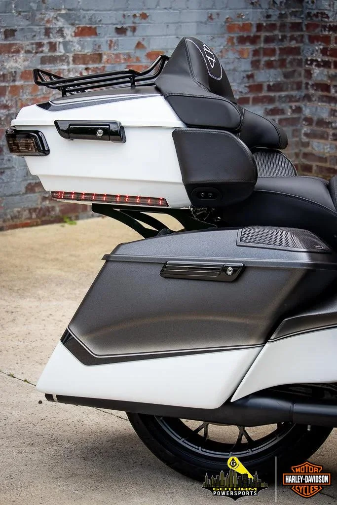 2021 HARLEY-DAVIDSON ULTRA LIMITED FAT TIRE HOT ROD BAGGER